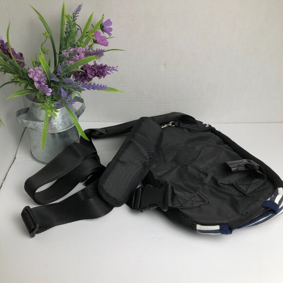 Whizz Tech front dog backpack carrier - Picture 4 of 6